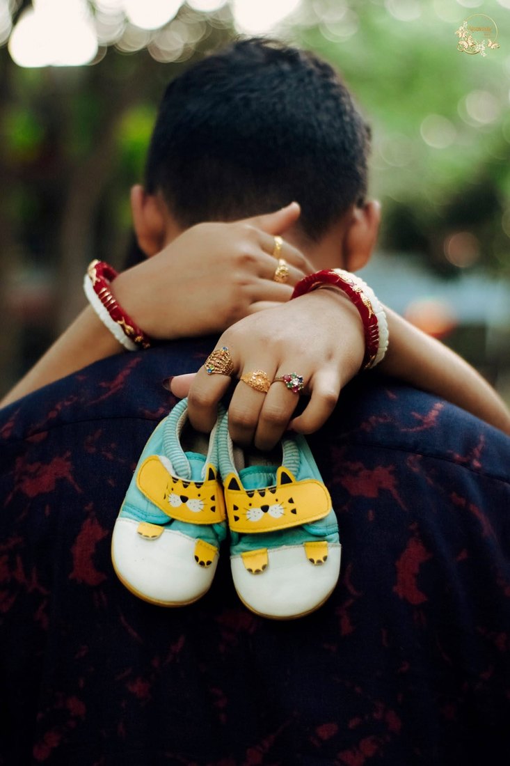 Maternity — Moonshine Moments