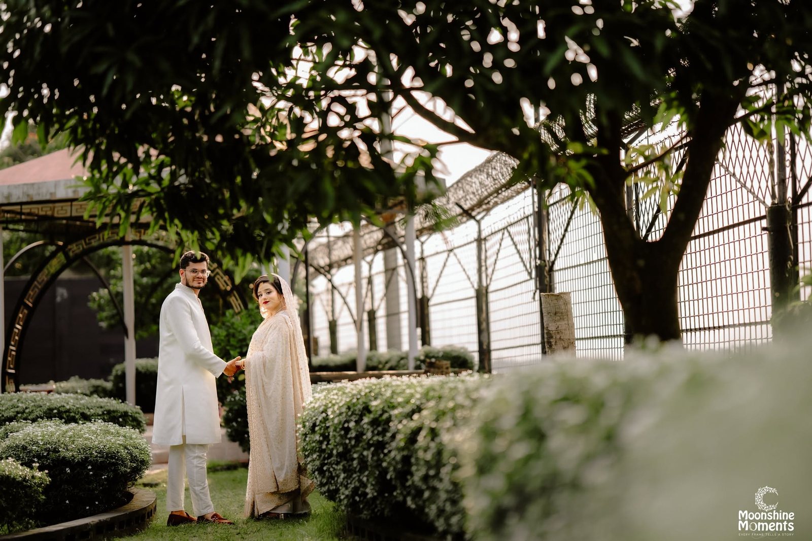 Garden Couple &mdash; Moonshine Moments